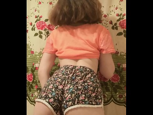 ❤️ Sexy odo omo kekere yiyọ kuro rẹ kukuru lori kamẹra ️❌ Fidio furo